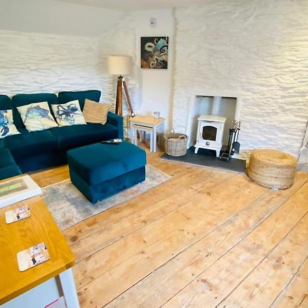 Spindrift Is A Beautiful Newly Refurbished Three Bedroom Private Family House Located On The Old Harbour And The Coastal Path In The Heart Of Beautiful Polperro Buitenkant foto