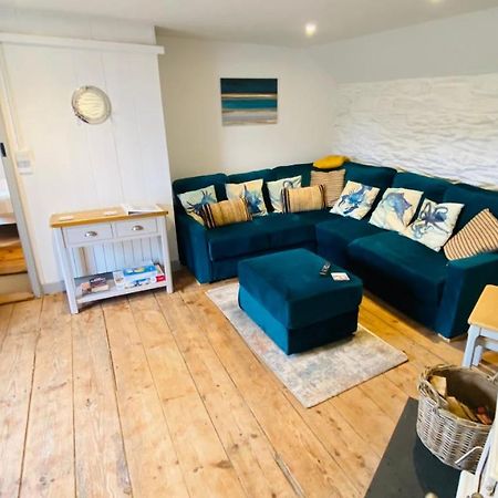 Spindrift Is A Beautiful Newly Refurbished Three Bedroom Private Family House Located On The Old Harbour And The Coastal Path In The Heart Of Beautiful Polperro Buitenkant foto