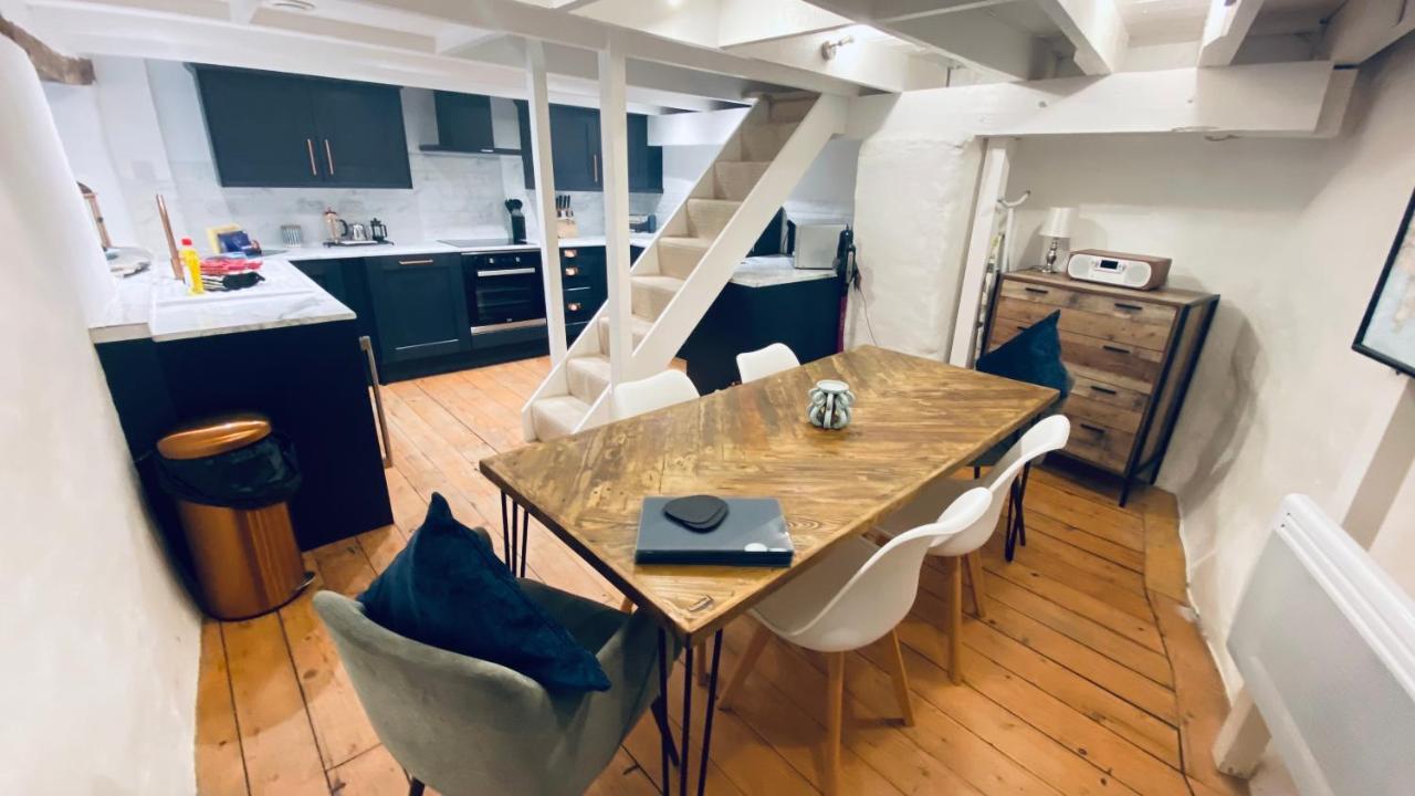 Spindrift Is A Beautiful Newly Refurbished Three Bedroom Private Family House Located On The Old Harbour And The Coastal Path In The Heart Of Beautiful Polperro Buitenkant foto