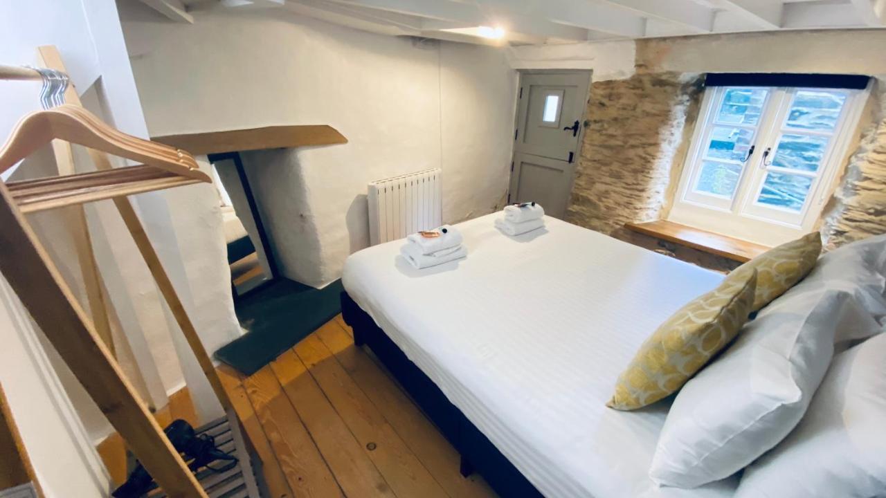 Spindrift Is A Beautiful Newly Refurbished Three Bedroom Private Family House Located On The Old Harbour And The Coastal Path In The Heart Of Beautiful Polperro Buitenkant foto