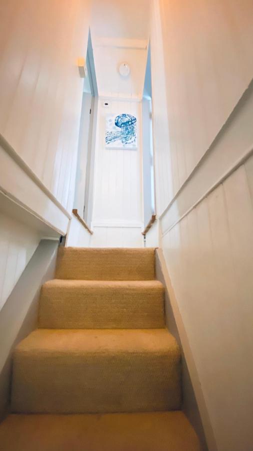 Spindrift Is A Beautiful Newly Refurbished Three Bedroom Private Family House Located On The Old Harbour And The Coastal Path In The Heart Of Beautiful Polperro Buitenkant foto